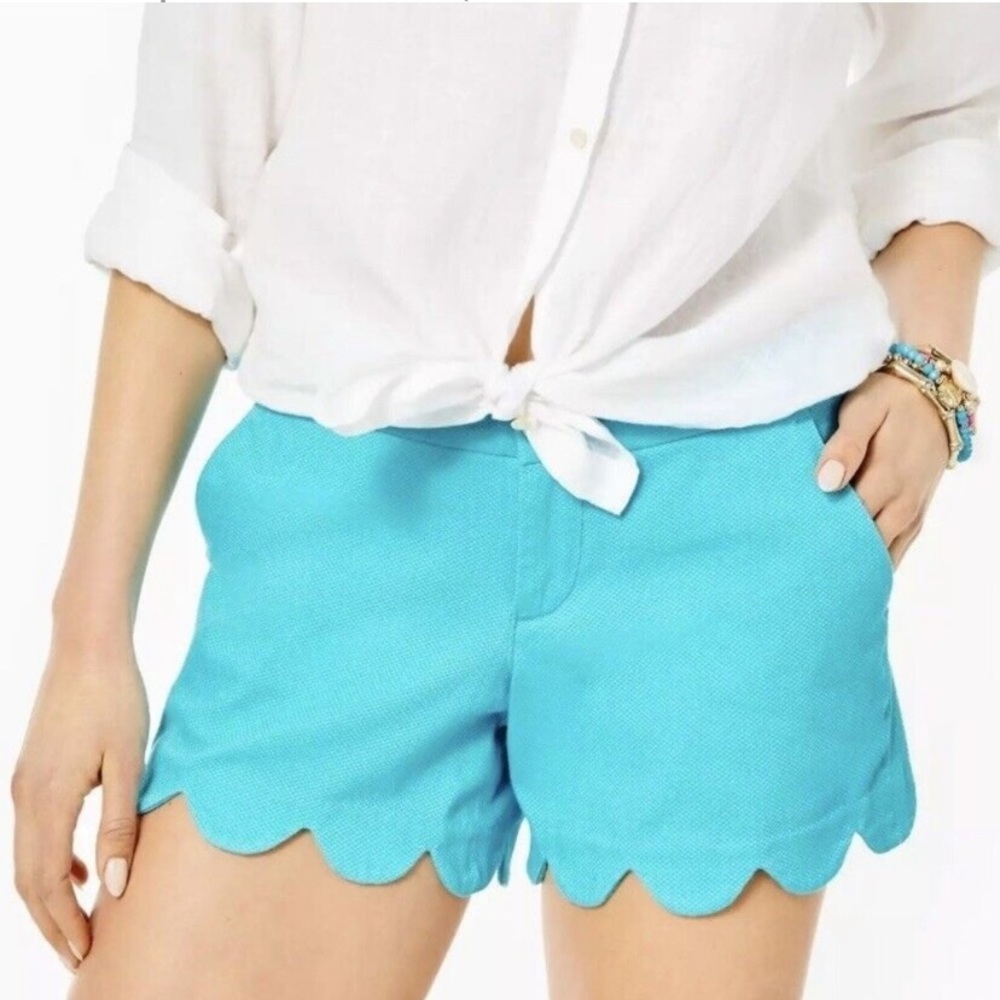 Lilly Pulitzer 5" Buttercup Scallop Turquoise Hem Shorts